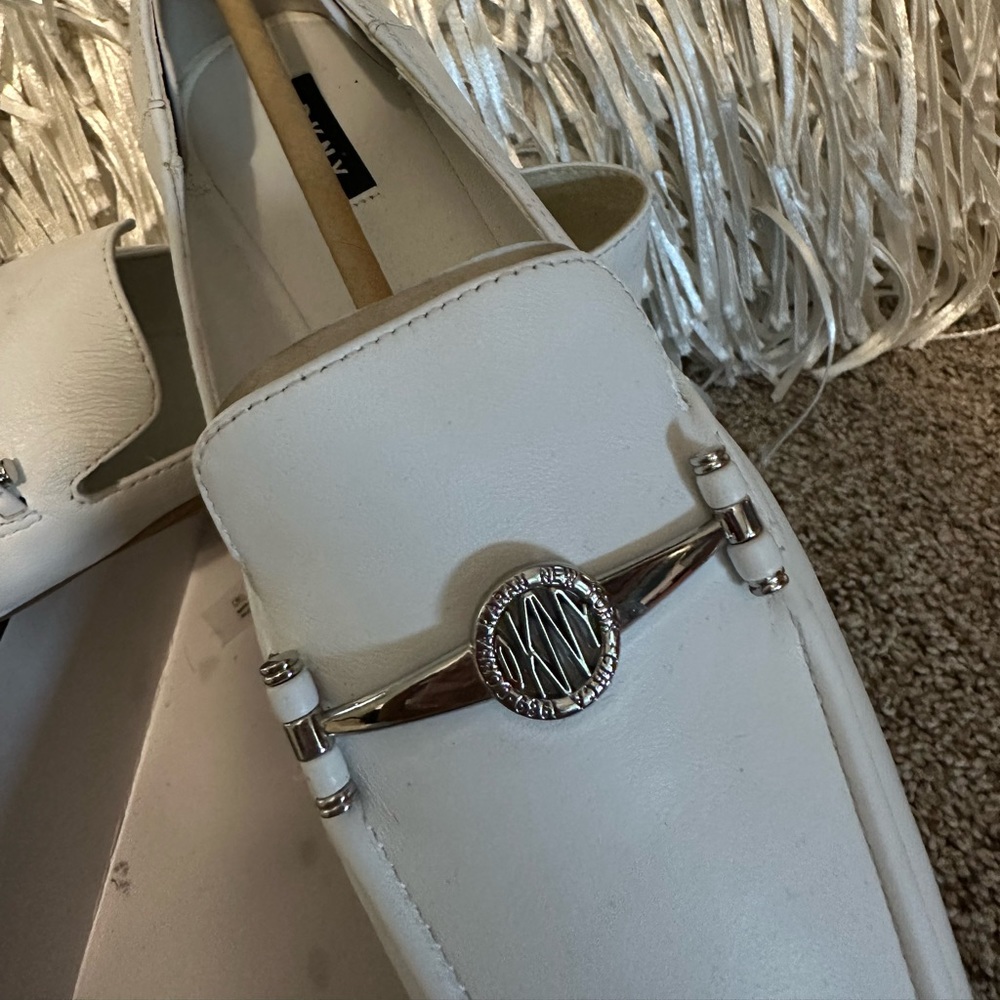 DKNY Women’s Mocassin 9.5